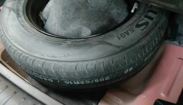 2021 KIA SELTOS HTK PLUS 1.5 IMT, Petrol, Manual, 77,397 km, tyre