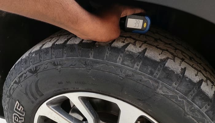 2022 Mahindra SCORPIO-N Z8 L DIESEL AT 2WD 7 STR, Diesel, Automatic, 1,20,842 km, tyre