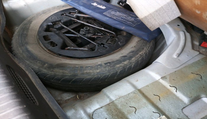 2011 Hyundai i10 MAGNA 1.2, Petrol, Manual, 54,847 km, tyre