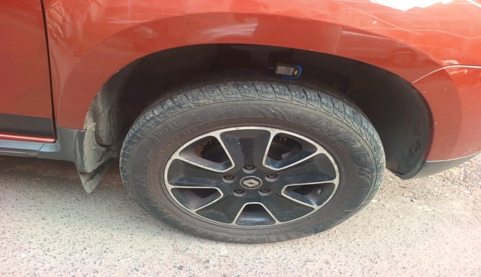 2018 Renault Duster RXS CVT, Petrol, Automatic, 68,566 km, tyre