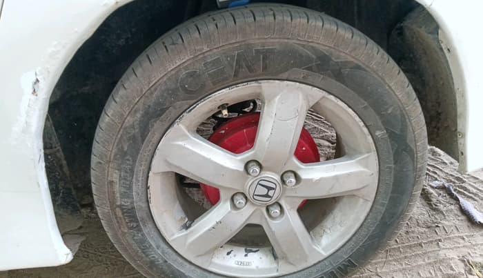 2011 Honda City 1.5L I-VTEC S MT, CNG, Manual, 1,15,331 km, tyre