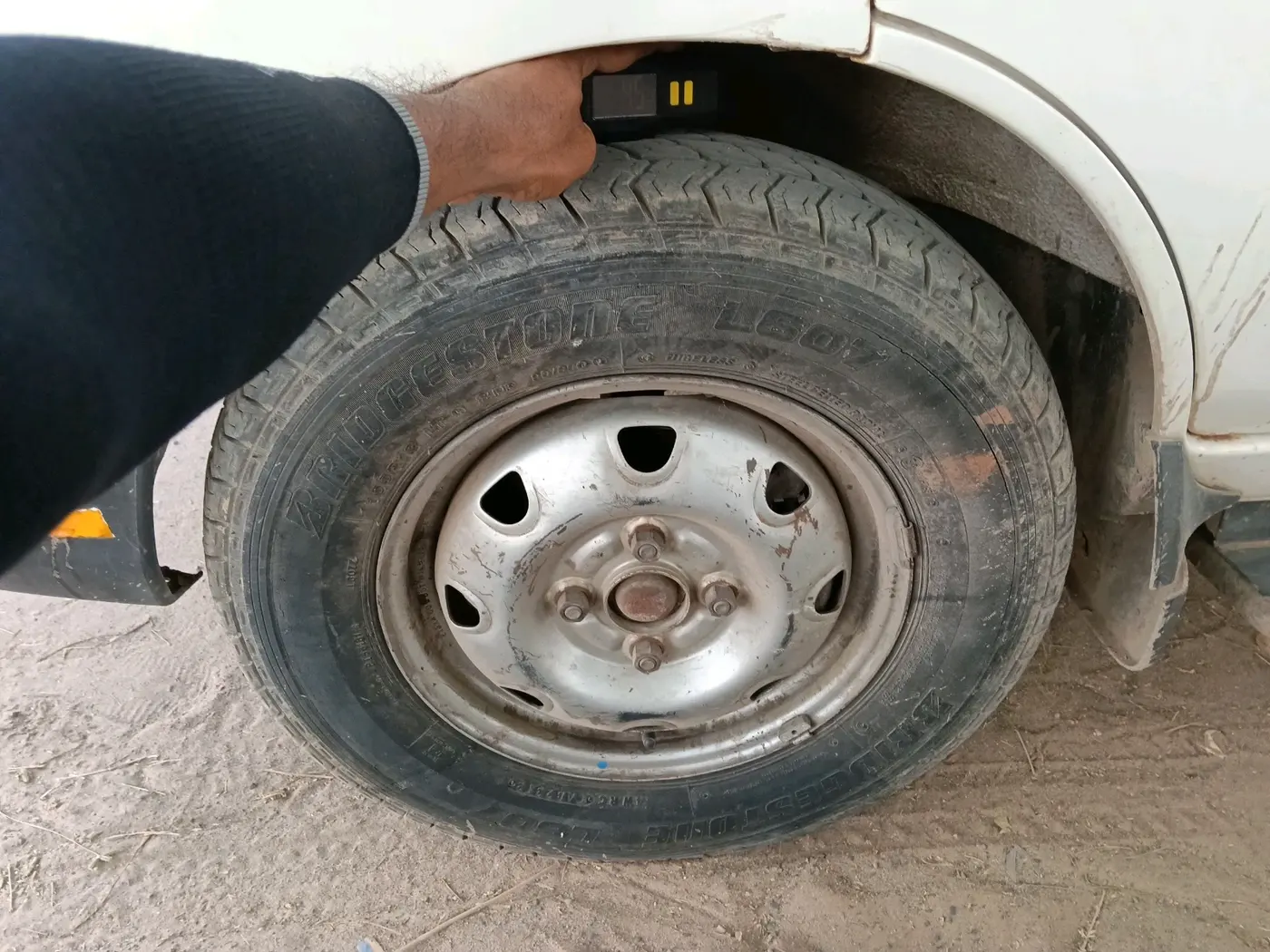 2018 Maruti Eeco 5 STR WITH A/C+HTR, CNG, Manual, 95,050 km, tyre
