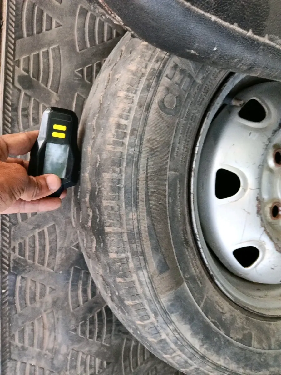 2018 Maruti Eeco 5 STR WITH A/C+HTR, CNG, Manual, 95,050 km, tyre
