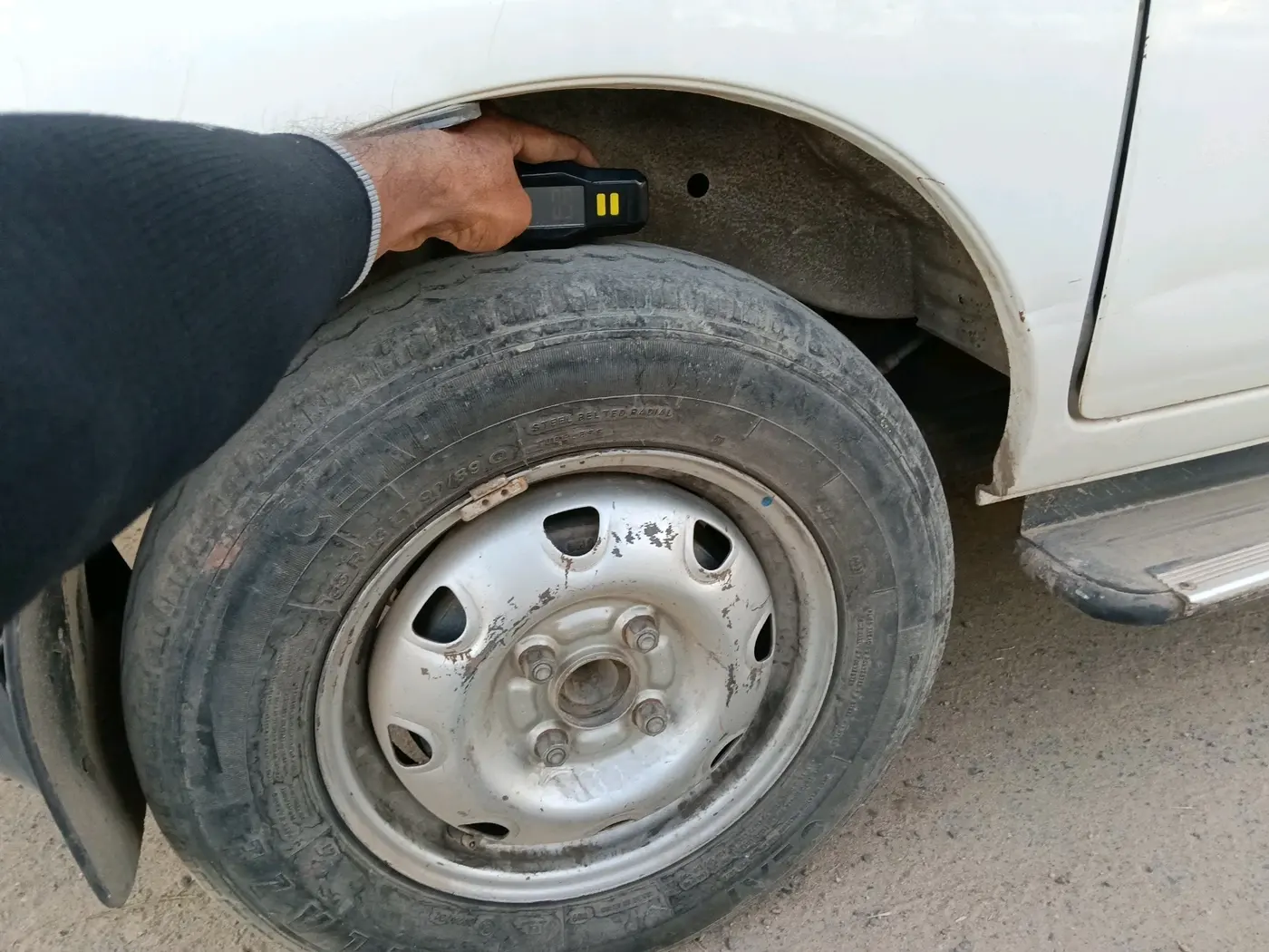 2018 Maruti Eeco 5 STR WITH A/C+HTR, CNG, Manual, 95,050 km, tyre