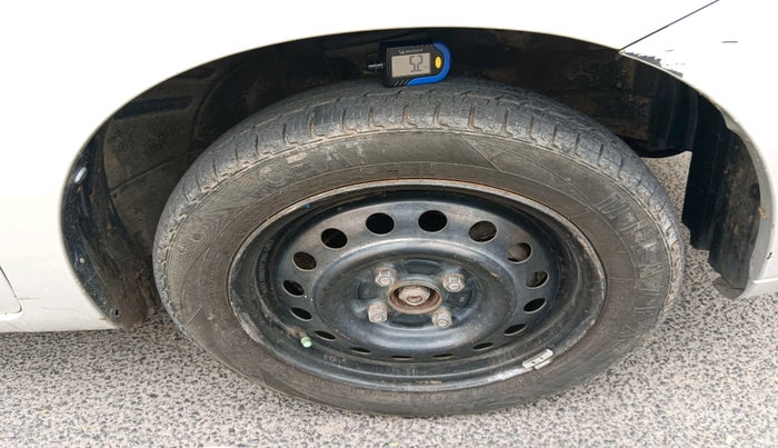2012 Maruti Wagon R 1.0 VXI, Petrol, Manual, 1,03,373 km, tyre