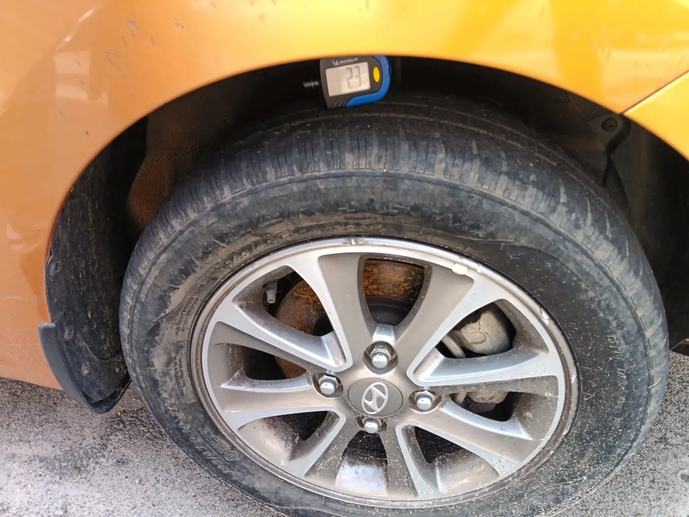 2014 Hyundai Grand i10 ASTA (O) 1.2 KAPPA VTVT, Petrol, Manual, 42,000 km, tyre