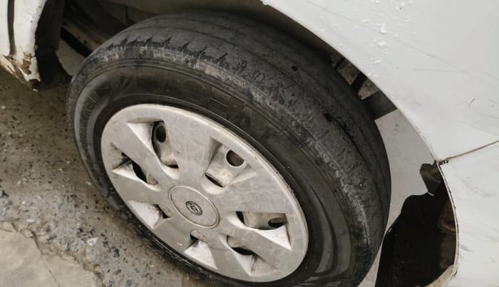 2018 Maruti Wagon R 1.0 LXI CNG, CNG, Manual, 1,46,308 km, tyre
