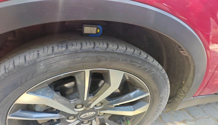 2019 Mahindra XUV300 W8 (O) 1.2 PETROL, Petrol, Manual, 38,965 km, tyre