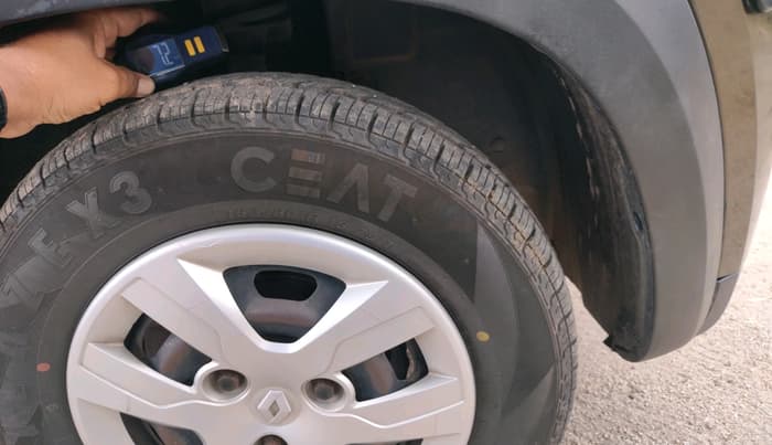 2017 Renault Kwid RXT 0.8, Petrol, Manual, 58,699 km, tyre