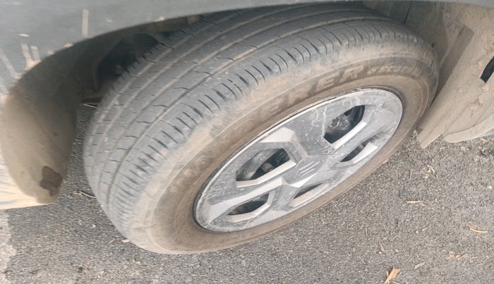2026 Maruti BREZZA LXI S- CNG, CNG, Manual, 5,119 km, tyre