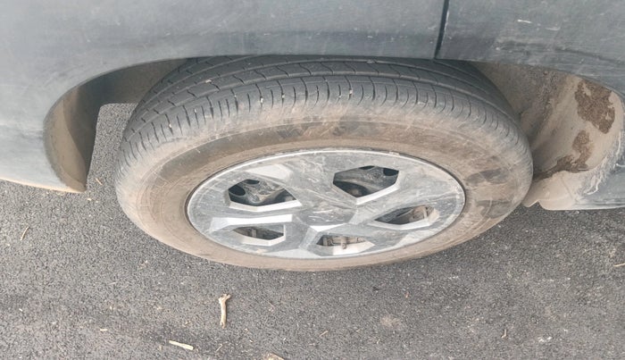 2026 Maruti BREZZA LXI S- CNG, CNG, Manual, 5,119 km, tyre
