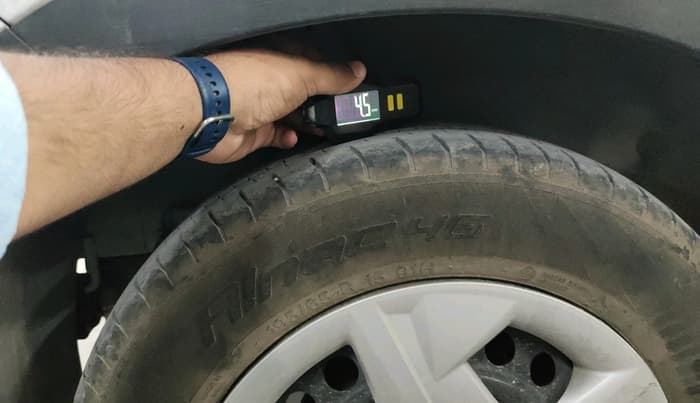 2020 Hyundai VENUE S 1.2, Petrol, Manual, 37,285 km, tyre