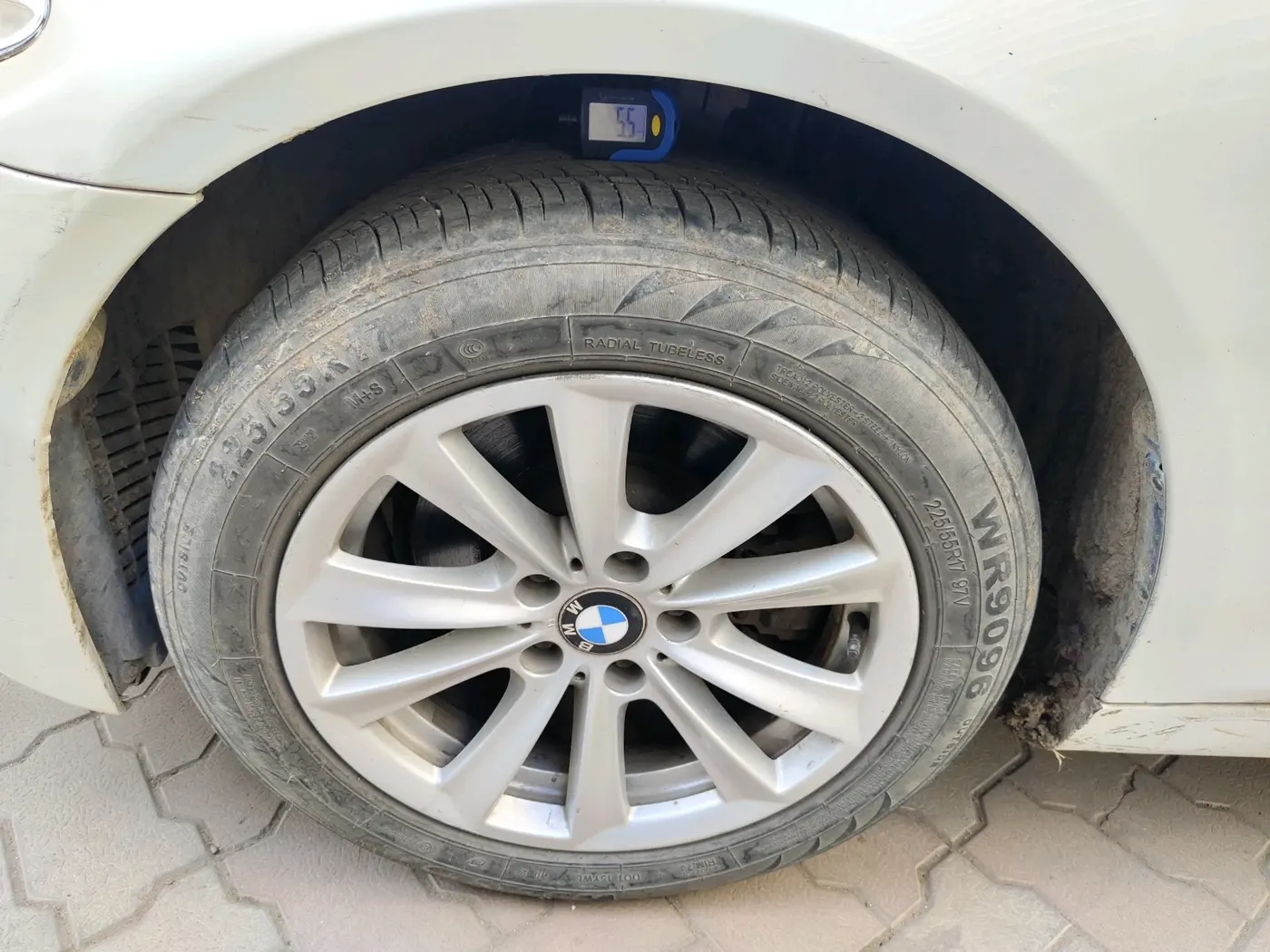 2012 BMW 5 Series 520D 2.0, Diesel, Automatic, 72,681 km, tyre