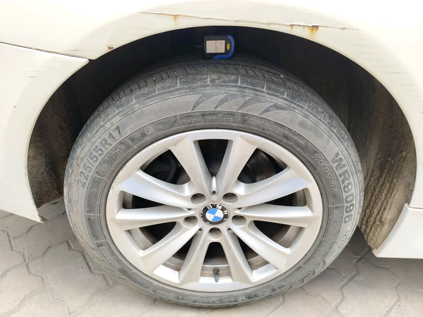 2012 BMW 5 Series 520D 2.0, Diesel, Automatic, 72,681 km, tyre