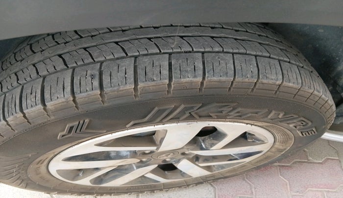 2021 Tata Harrier XZ PLUS 2.0L, Diesel, Manual, 96,691 km, tyre