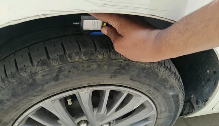 2019 Maruti Ertiga ZXI SHVS, Petrol, Manual, 69,281 km, tyre
