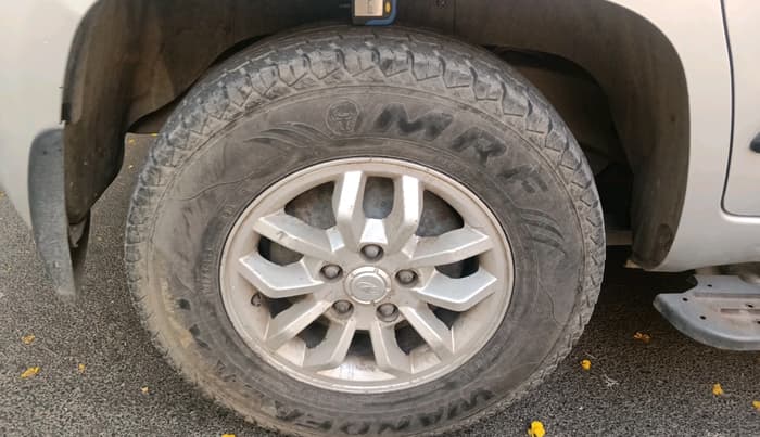 2017 Mahindra TUV300 T8, Diesel, Manual, 36,504 km, tyre