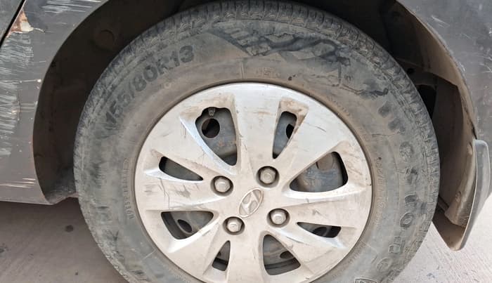2011 Hyundai i10 MAGNA 1.1, Petrol, Manual, 69,130 km, tyre
