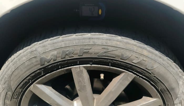 2018 Volkswagen Vento HIGHLINE 1.5 AT, Diesel, Automatic, 84,996 km, tyre