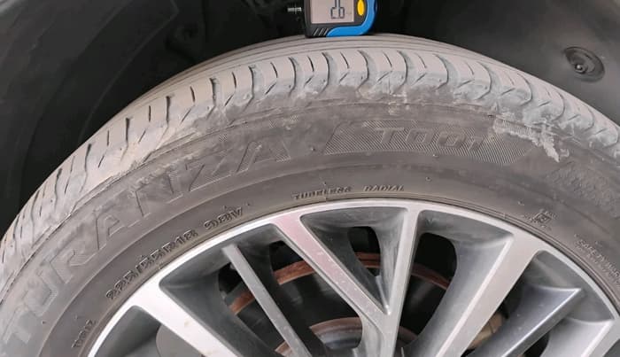 2021 Hyundai Tucson GLS 2WD AT DIESEL, Diesel, Automatic, 1,26,948 km, tyre