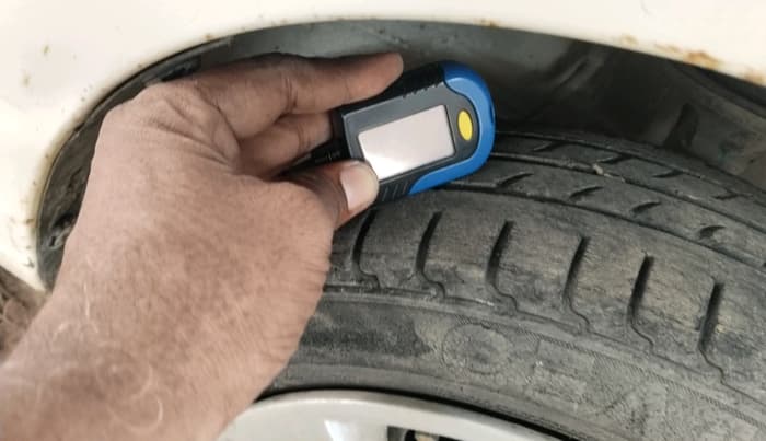 2011 Maruti Alto K10 VXI, Petrol, Manual, 95,617 km, tyre