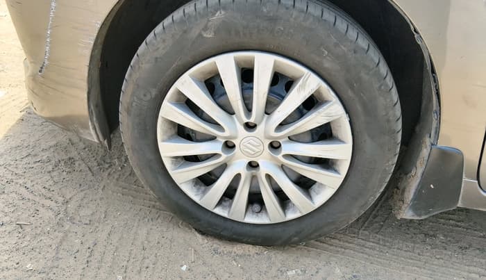 2021 Maruti Baleno DELTA PETROL 1.2, CNG, Manual, 1,08,617 km, tyre
