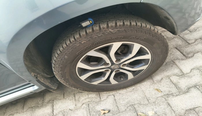 2013 Nissan Terrano XV D THP 110 PS, Diesel, Manual, 1,73,542 km, tyre