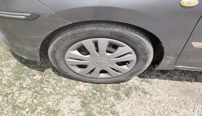 2014 Maruti Celerio VXI CNG, CNG, Manual, 1,67,740 km, tyre
