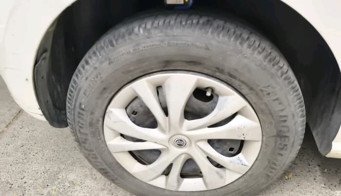 2011 Volkswagen Polo TRENDLINE 1.2L PETROL, Petrol, Manual, 91,266 km, tyre