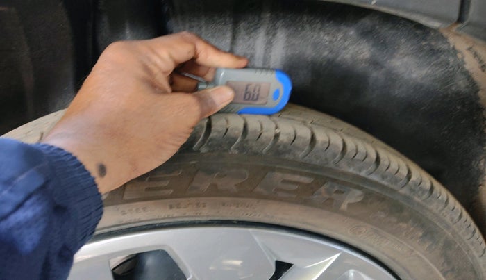 2025 Maruti FRONX DELTA CNG 1.2 MT, CNG, Manual, 4,092 km, tyre