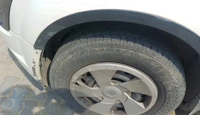 2017 Mahindra XUV500 W6, Diesel, Manual, 91,600 km, tyre