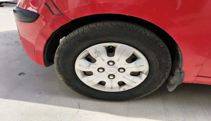 2010 Hyundai i10 SPORTZ 1.2, Petrol, Manual, 1,36,697 km, tyre