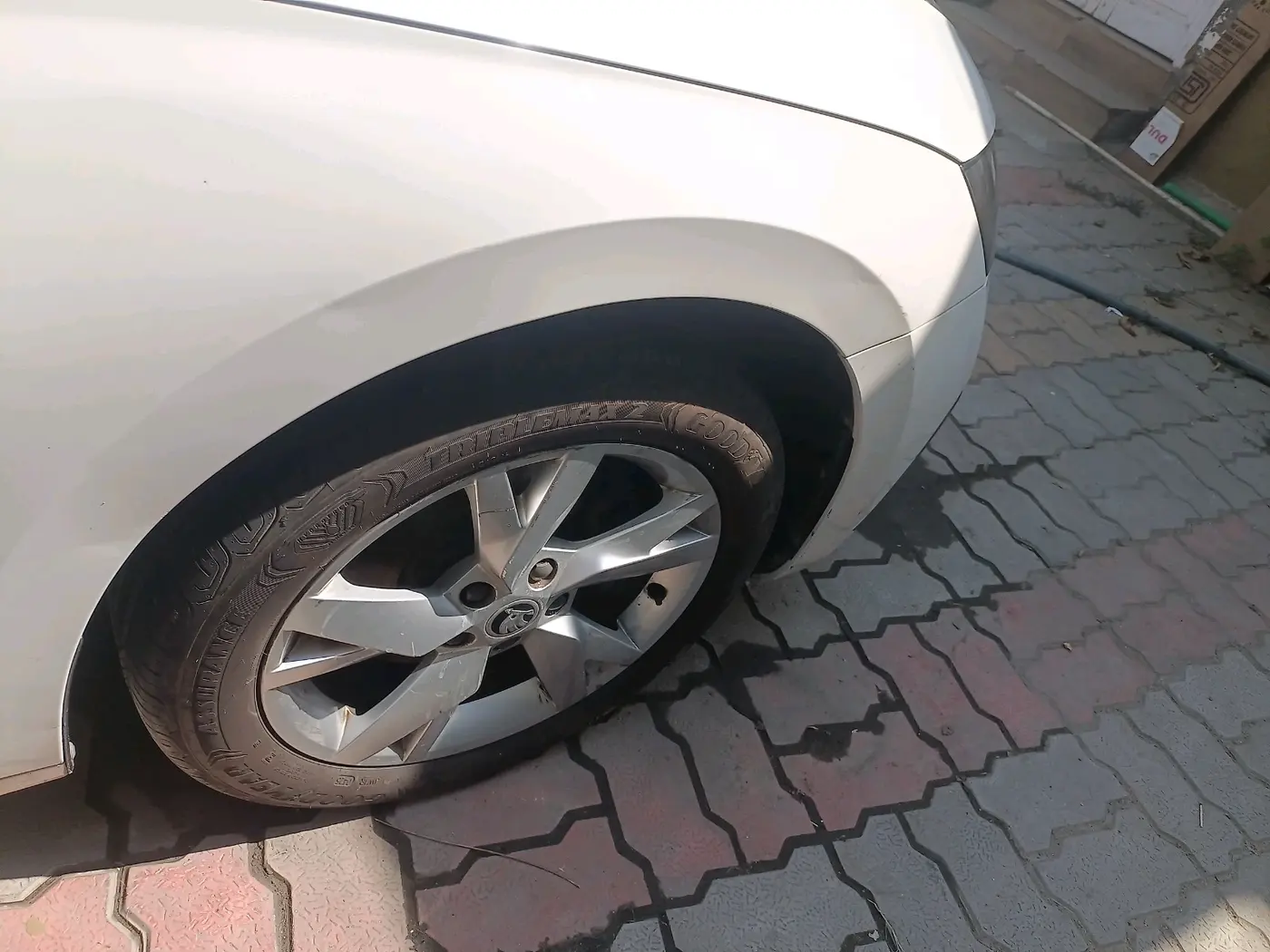 2022 Skoda Octavia STYLE 2.0, Petrol, Automatic, 38,859 km, tyre