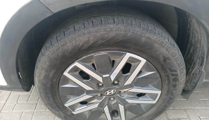 2021 Hyundai VENUE SX 1.5 CRDI, Diesel, Manual, 54,409 km, tyre