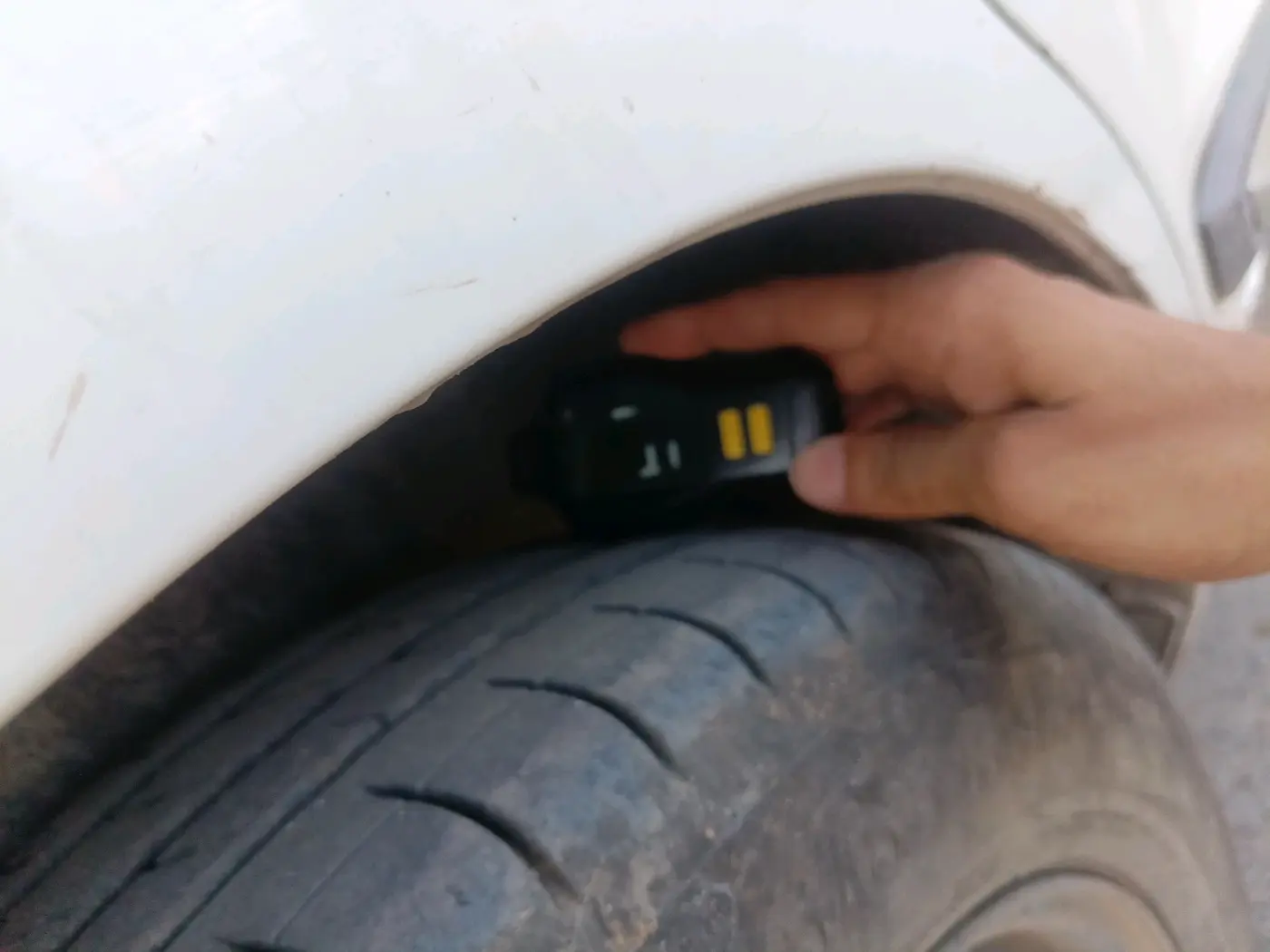 2021 Maruti Ertiga VXI CNG, CNG, Manual, 2,18,204 km, tyre