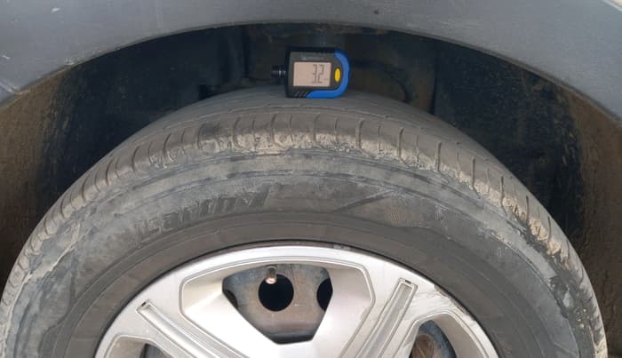 2020 Tata NEXON XZ DIESEL, Diesel, Manual, 1,49,760 km, tyre