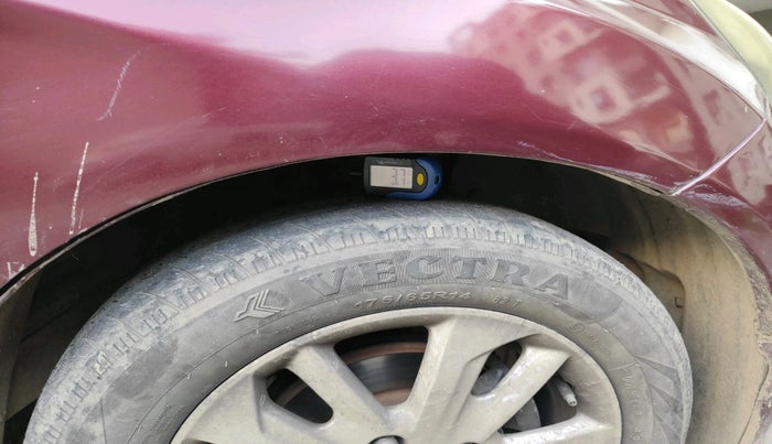 2013 Honda Amaze 1.5L I-DTEC VX, Diesel, Manual, 2,15,099 km, tyre