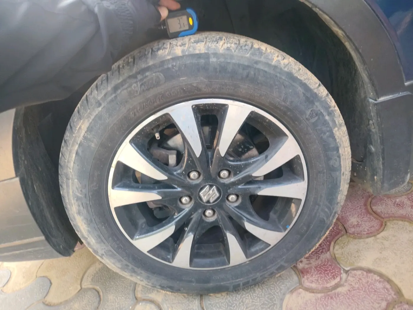 2017 Maruti S Cross ALPHA 1.3, Diesel, Manual, 1,02,877 km, tyre