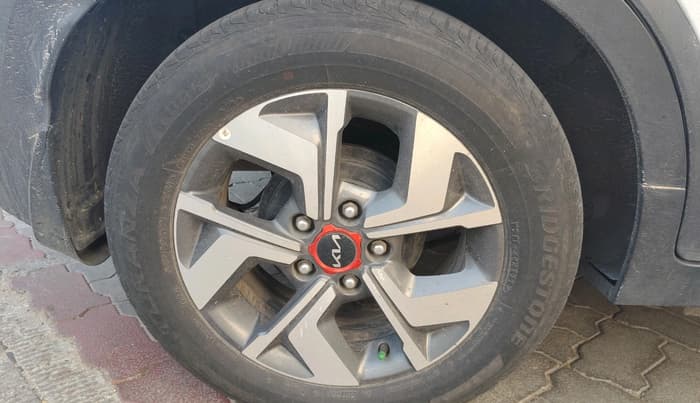 2022 KIA SONET HTX ANNIVERSARY EDITION 1.5, Diesel, Manual, 90,859 km, tyre