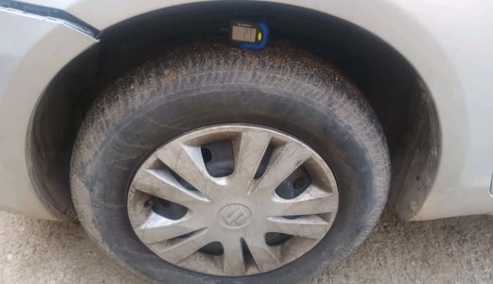 2013 Maruti Swift Dzire VDI, Diesel, Manual, 1,04,526 km, tyre