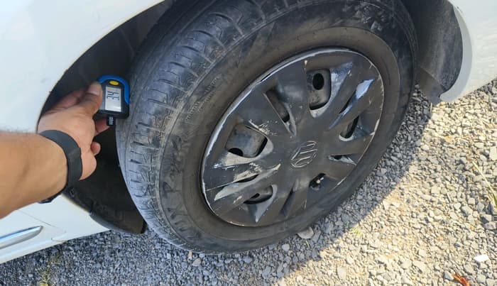 2019 Maruti Dzire VXI, Petrol, Manual, 77,288 km, tyre