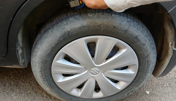 2012 Maruti Ertiga VDI, Diesel, Manual, 2,87,036 km, tyre