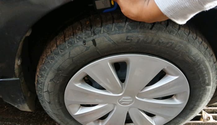 2012 Maruti Ertiga VDI, Diesel, Manual, 2,87,036 km, tyre