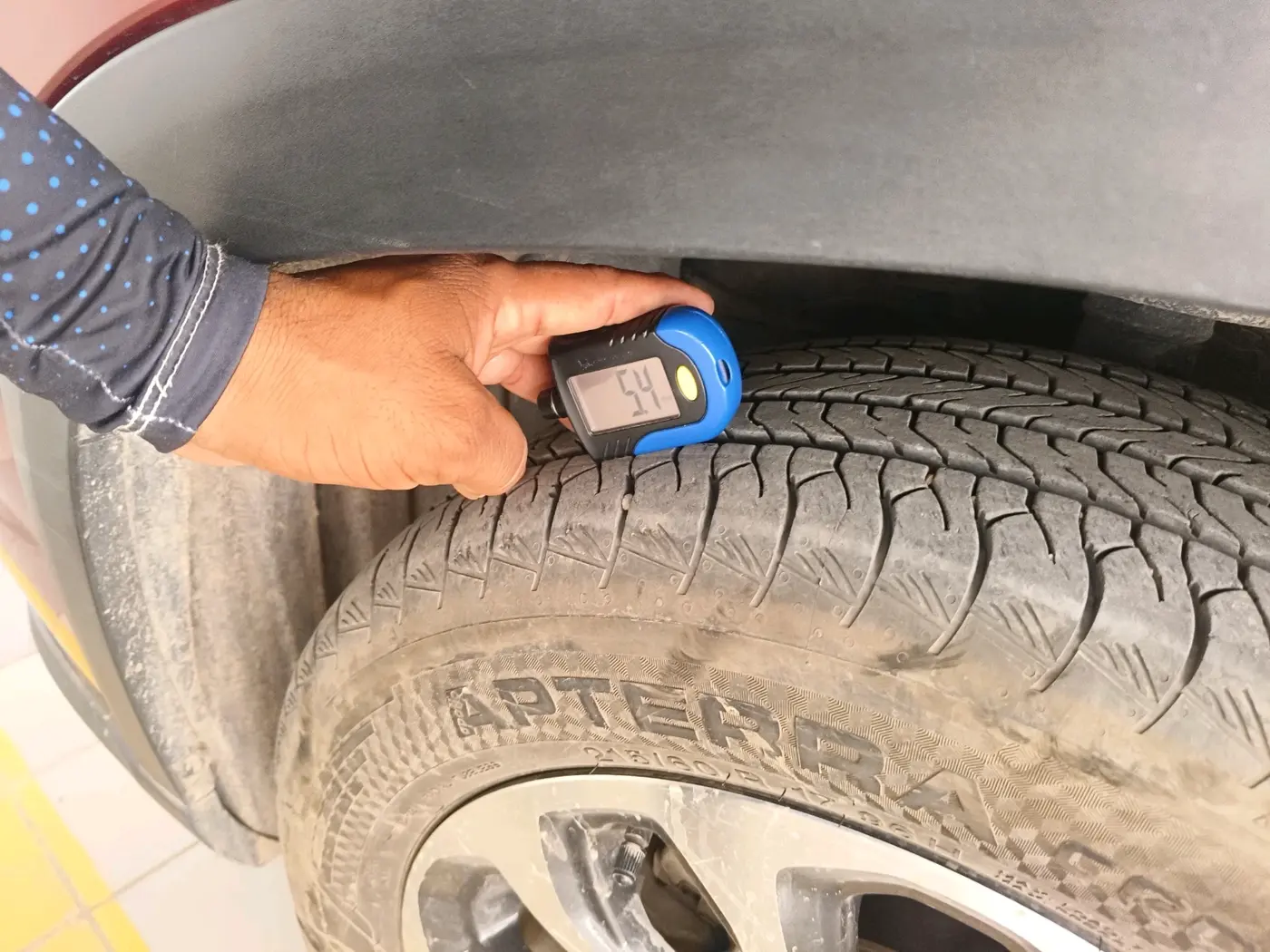 2022 Maruti Grand Vitara ZETA SMART HYBRID, Petrol, Manual, 15,006 km, tyre