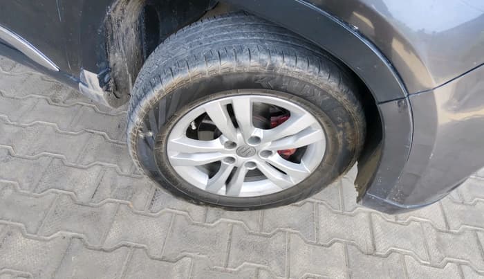 2018 Maruti Vitara Brezza VDI (O), Diesel, Manual, 93,160 km, tyre