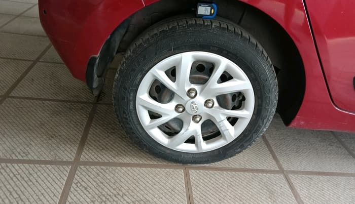 2018 Hyundai Grand i10 SPORTZ 1.2 KAPPA VTVT, Petrol, Manual, 30,504 km, tyre