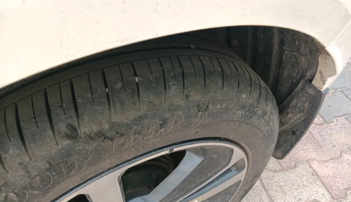 2021 Tata ALTROZ XZ PETROL, Petrol, Manual, 23,392 km, tyre