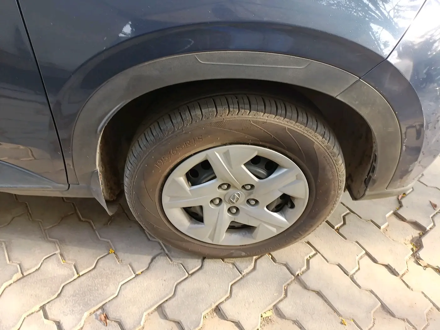 2019 Hyundai VENUE S 1.4 CRDI, Diesel, Manual, 1,12,920 km, tyre