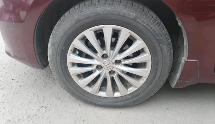 2014 Maruti Ciaz ZXI, Petrol, Manual, 81,514 km, tyre