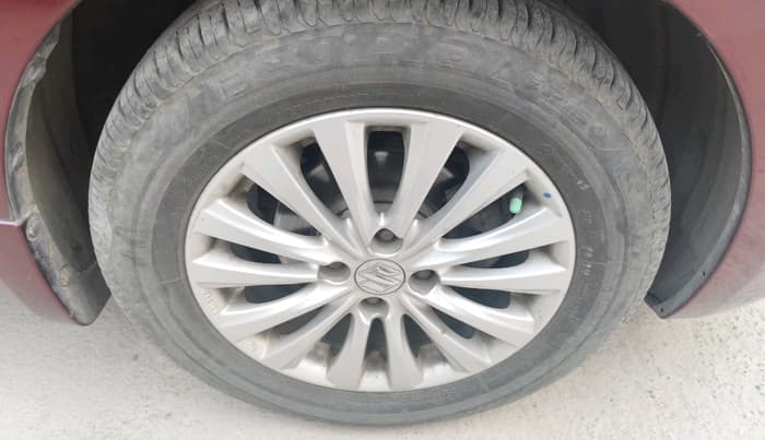 2014 Maruti Ciaz ZXI, Petrol, Manual, 81,514 km, tyre